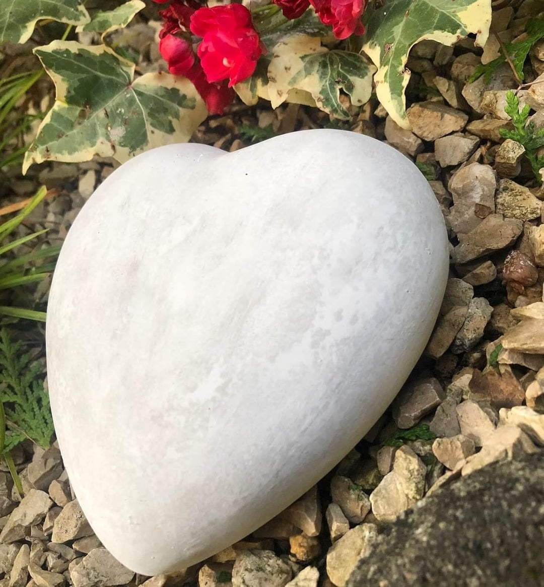 Radami Herz Grabherz Grabschmuck Dekoherz Steinguss 13cm Patina weiss