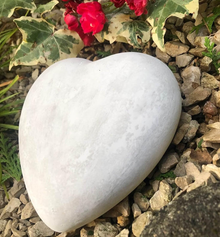 Radami Herz Grabherz Grabschmuck Dekoherz Steinguss 13cm Patina weiss