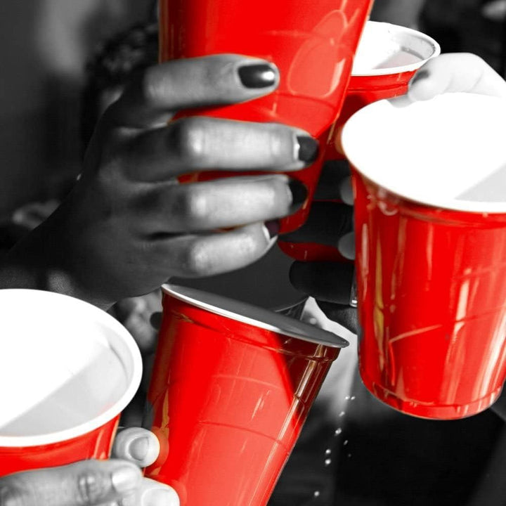 100 Stück Rote Partybecher; Wiederverwendbare Getränkebecher Red Cups Beer-Pong Saufbecher Trinkbech