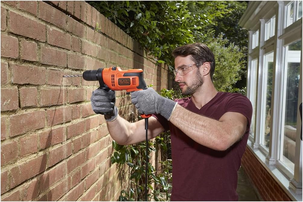 Black+Decker 1-Gang Schlagbohrmaschine (500W, mit 2-tlg. Schnellspannbohrfutter, Rechts-/Linkslauf,