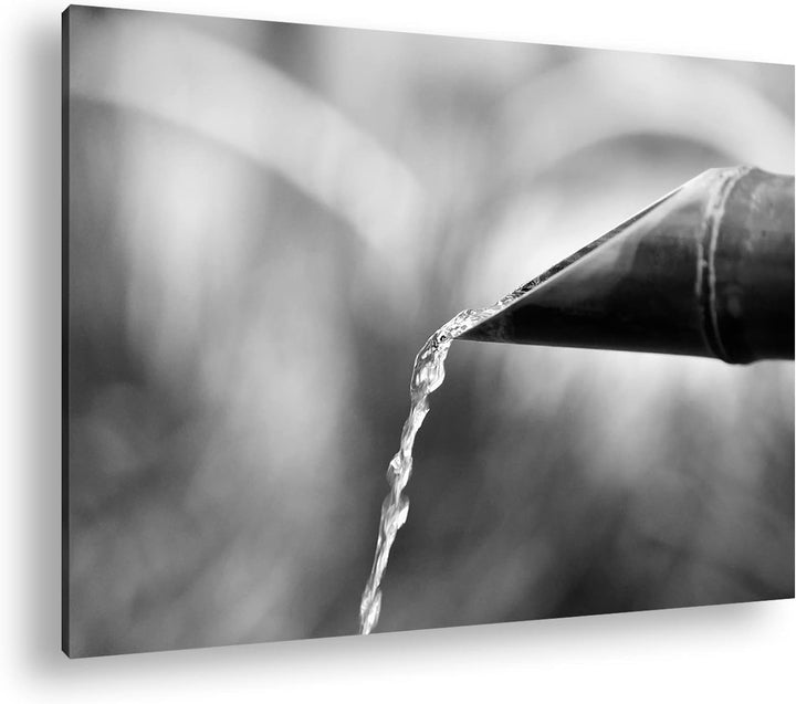 deyoli japanisches Wasserrohr aus Bambus Effekt: Schwarz&Weiss,Format: 80x60 als Leinwandbild, Motiv