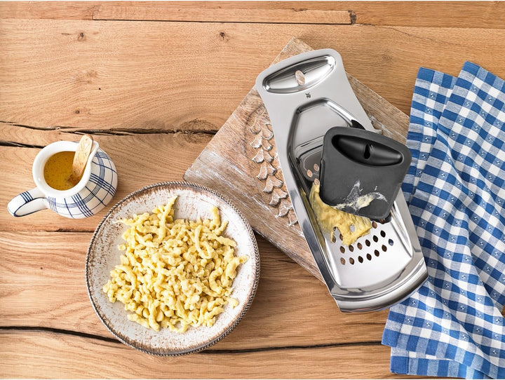 WMF Gourmet Passiermühle mit 3 Lochscheiben, 19 x 11,5 cm, Cromargan Edelstahl poliert, zerlegbar &