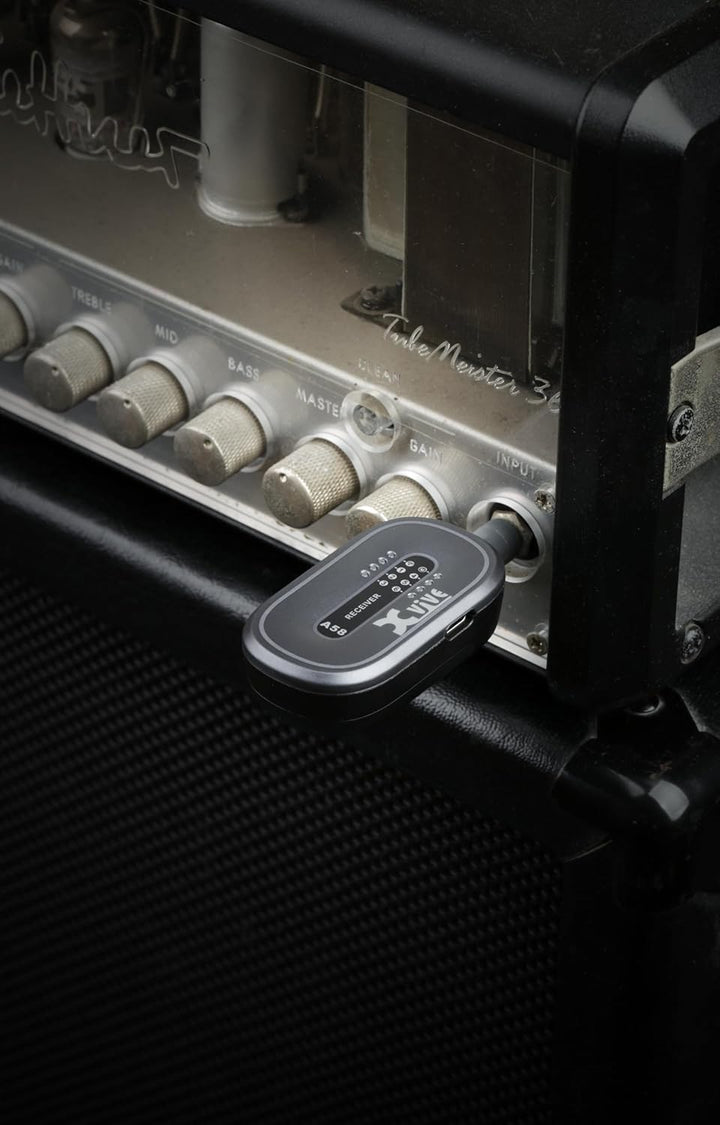 Xvive XA58 Kabelloses Gitarrensystem mit Koffer
