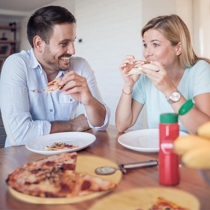 Relaxdays Pizzateller, 4er Set, Bambus, Ø 32 cm, Servierbrett für Pizza, Flammkuchen, Käse, rundes P