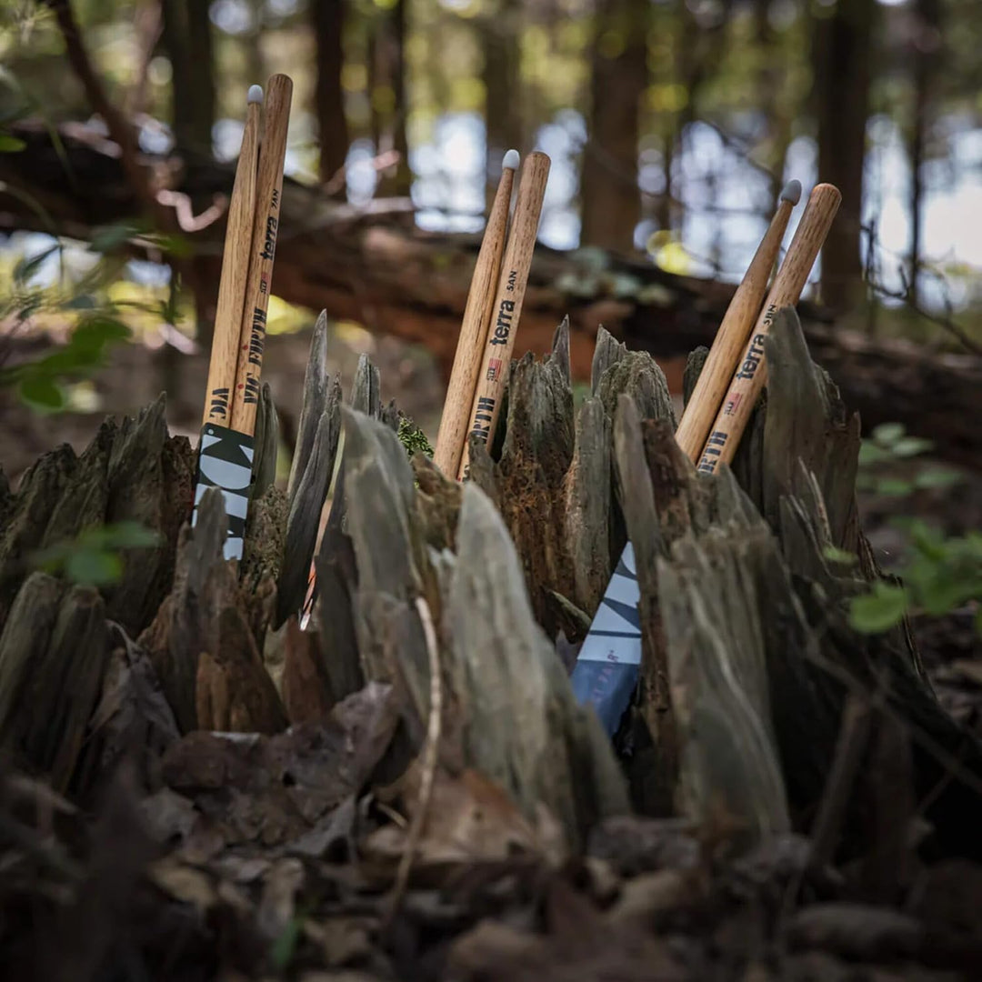 Vic Firth - American Classic® Terra Serie Trommelstöcke 5ATN - American Hickory - Nylonspitze - 4 Pa
