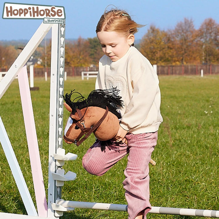 HOPPIHORSE Steckenpferd mit Trense - A4 - Hobby Horse mit Zügeln, Schultergurt, Schweif - hochwertig