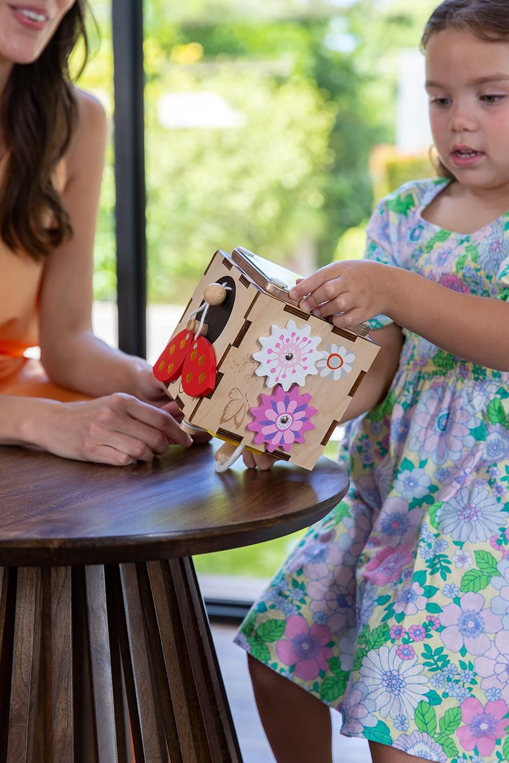 EverEarth 6 in 1 Mini Garten Abenteuer Motorikwürfel aus Holz mit zahlreichen Aktivitäten - Busy Cub