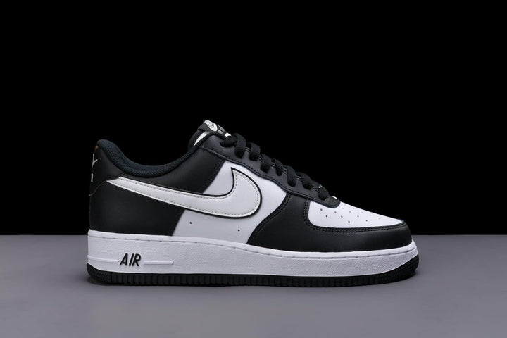 Nike Herren Air Force 1 '07 Sneaker 41 EU Black White Black, 41 EU Black White Black