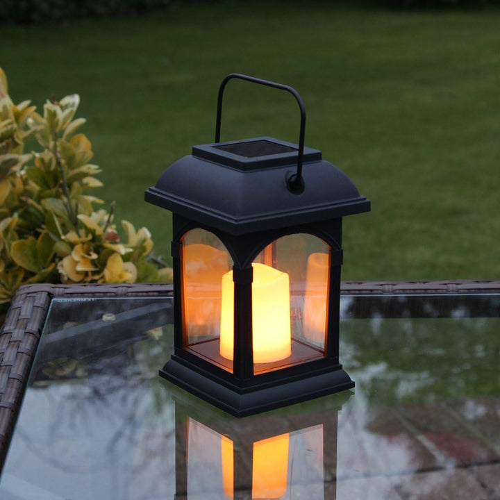 Festive Lights 2-er Set: Schwarze Solar Laternen mit LED Kerzen und täuschend echt wirkenden Flacker
