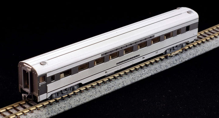 Spur N Kato Zug EMD E5A + Silver Streak Zephyr