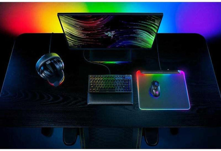 Razer Firefly V2 Pro - RGB-hintergrundbeleuchtete Gaming-Mausmatte - integrierter USB-Anschluss (15-
