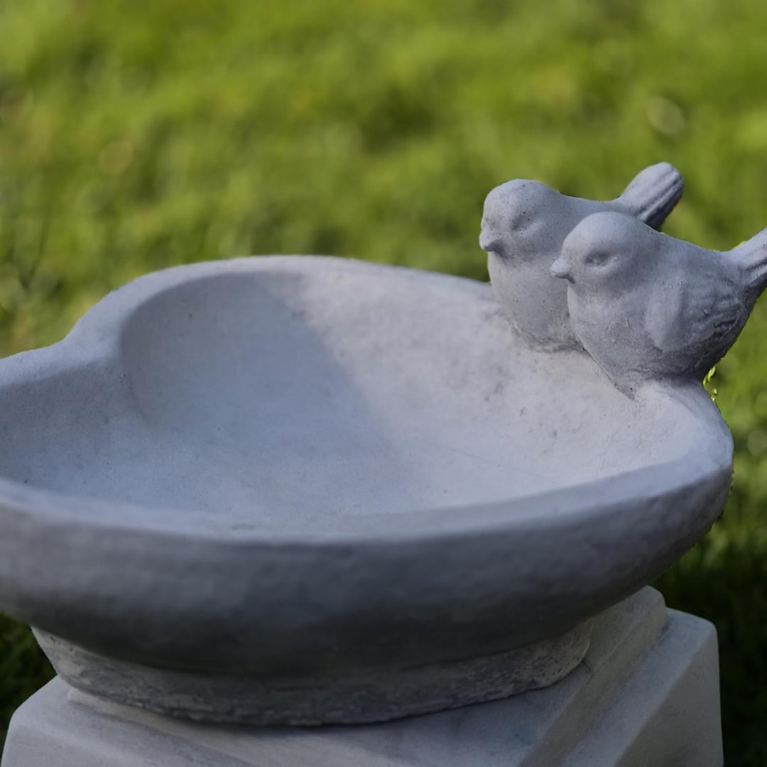 FABRIQ Vogeltränke Stein 3 kg – 3 kg – Durchmesser ca. 20 cm – Massiver Steinguss Wetterfest & frost