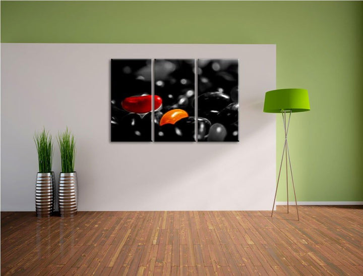 Dark leckere kleine Süssigkeiten schwarz/weiss Deluxe 3-Teiler Leinwandbild 120x80 Bild auf Leinwand