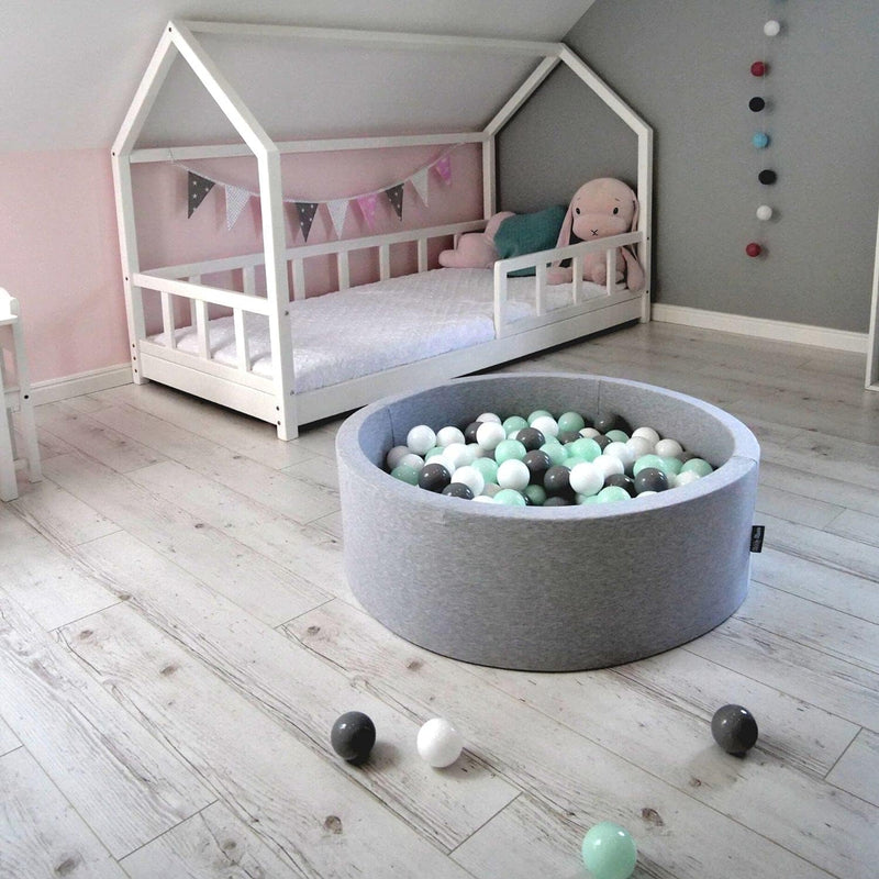 KiddyMoon 300 ∅ 7Cm Kinder Bälle Spielbälle Für Bällebad Baby Plastikbälle Made In EU, Weiss/Grau/Mi