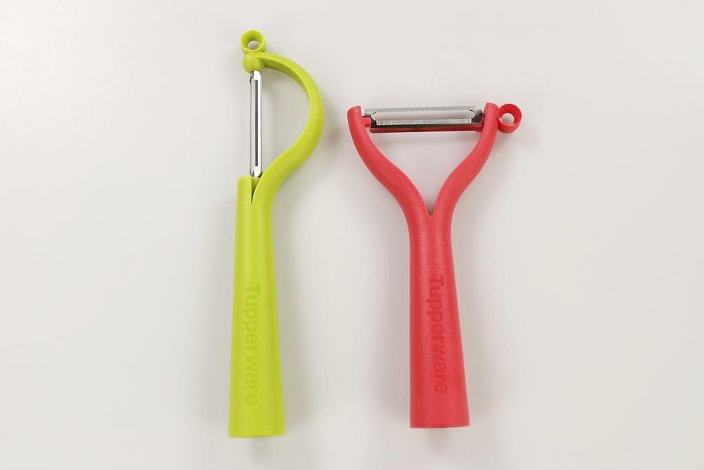 TUPPERWARE Schälfix grün Schäler + rot Universalschäler 10016