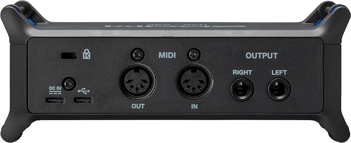 Zoom UAC-232