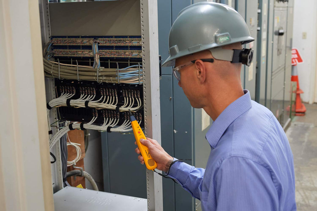 Fluke Networks Pro3000F60-KIT enthält Tongenerator und Sonde mit 60Hz Filter und SmartTone Technolog