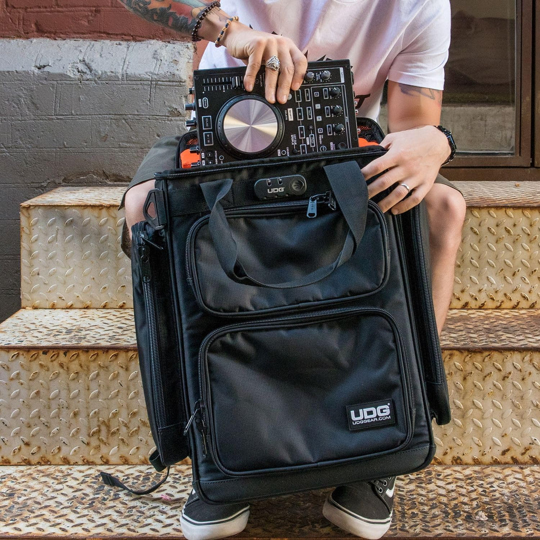 UDG Ultimate ProducerBag Large Schwarz, innen Orange (U9022BL/OR), U9022BL/OR