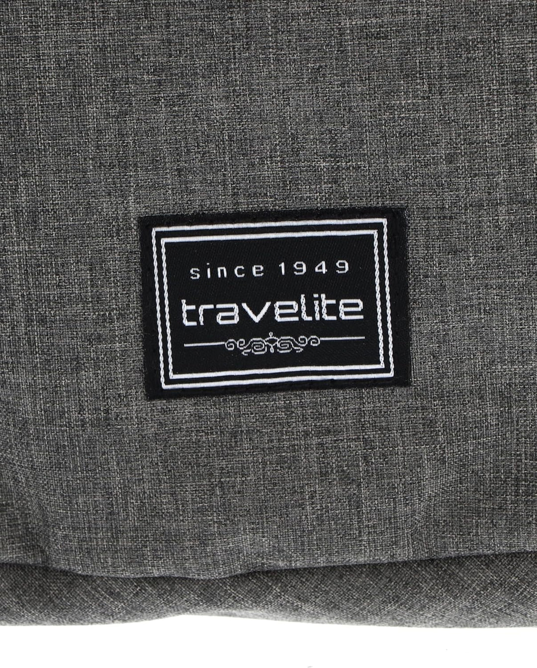 Travelite Handgepäck Rucksack, Laptop Rucksack 15,6 Zoll, BASICS, Daypack, Tagesrucksack mit vielen