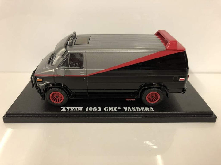Greenlight Collectibles - DieCast Model GMC VANDURA 1983 From A-TEAM Tv Movie 12cm - Scale 1/43 - 86