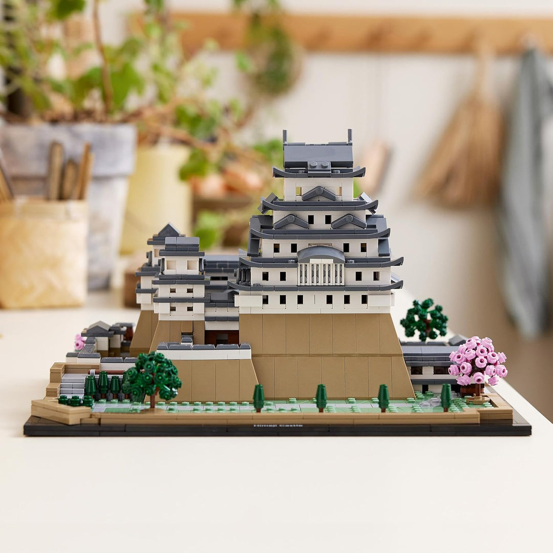 LEGO Architecture Burg Himeji, Modellbausatz für Erwachsene, Wahrzeichen-Kollektion & Icons Bonsai B