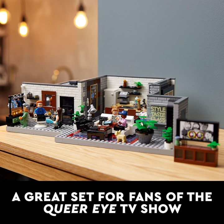 LEGO Queer Eye - The Fab 5 Loft 10291 Bauset (974 Teile)