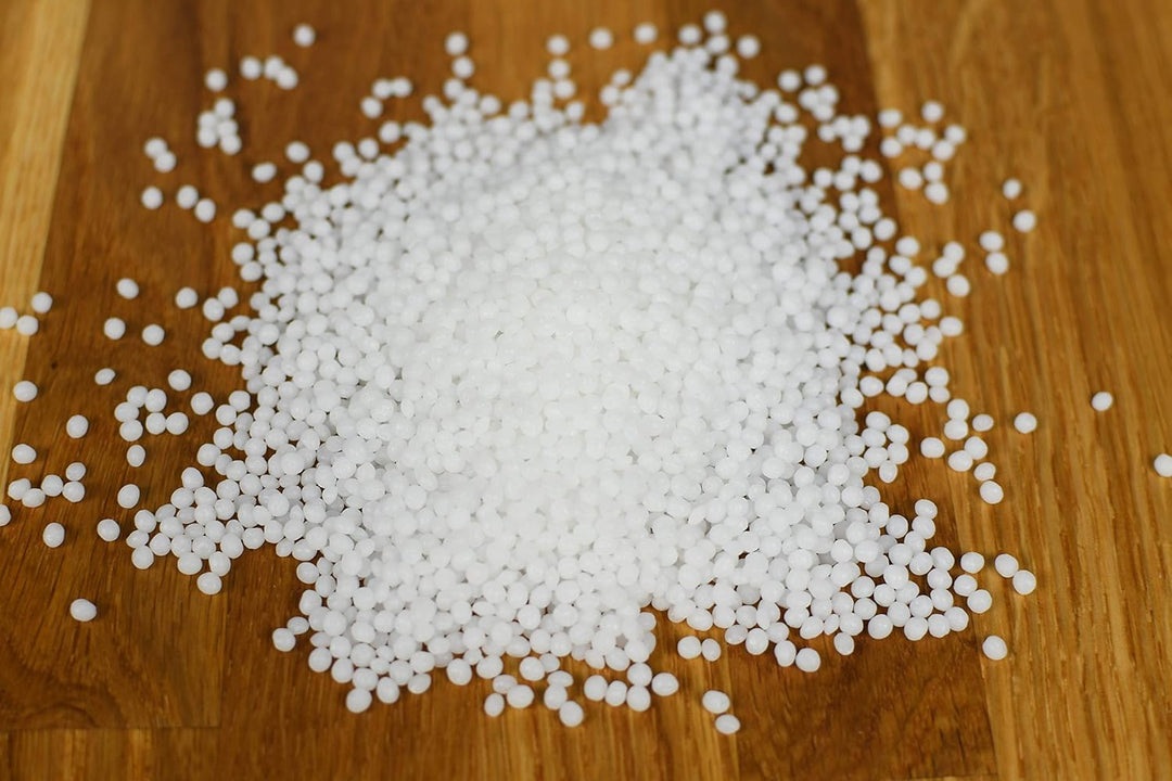 Polyshape Polymorph - formbare Plastikgranulate für Selbermachen, Zahnprothesen, Vampirzähne, Spezia