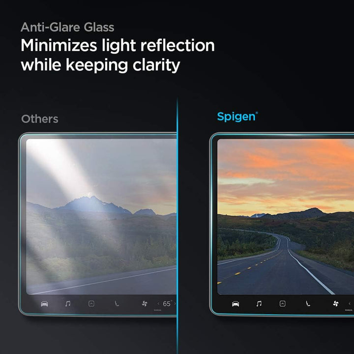 Spigen Glas.tR EZ Fit Schutzfolie kompatibel mit Tesla Model 3 / Y, Schablone für Installation entha