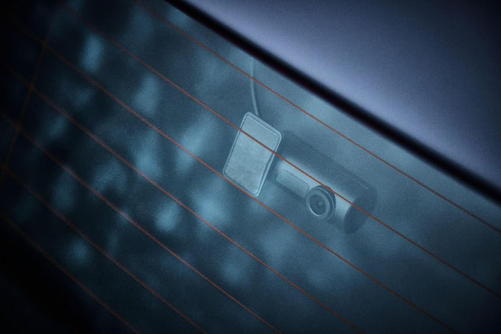 Osram ROADsight PRO 30 Dashcam – Front- und Rückansicht, 1296p Full HD, 3-Zoll-IPS-Bildschirm, 140°