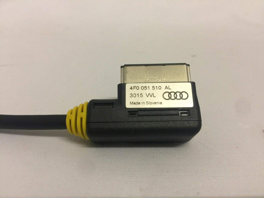 Audi 4F0051510AL Adapterleitungssatz für Music Interface/Apple Geräte mit Lightning-Buchse
