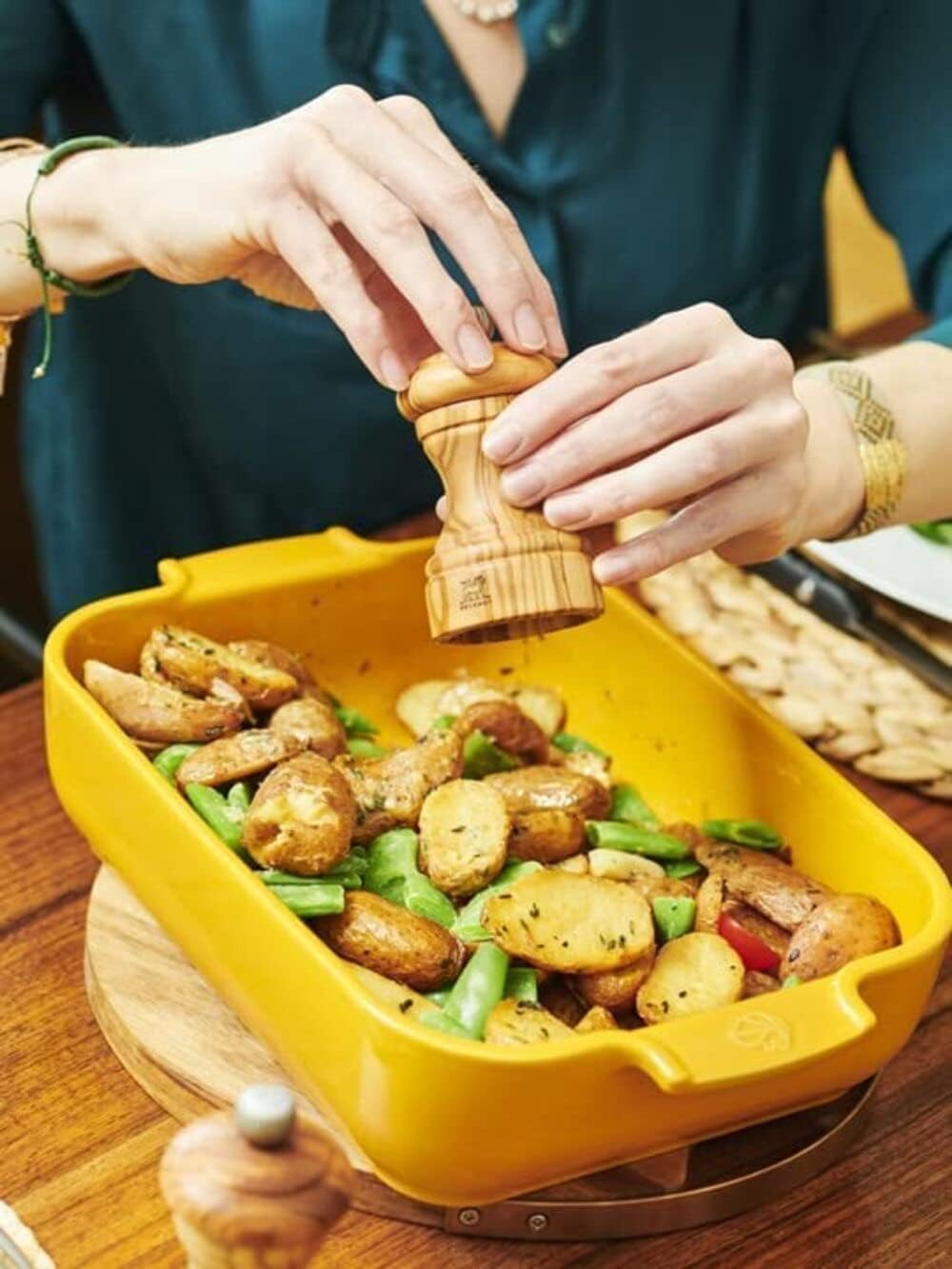 PEUGEOT - Rechteckige Auflaufform aus Keramik - 36 cm x 23,6 cm x 7,5 cm - Fassungsvermögen: 3,8 L -