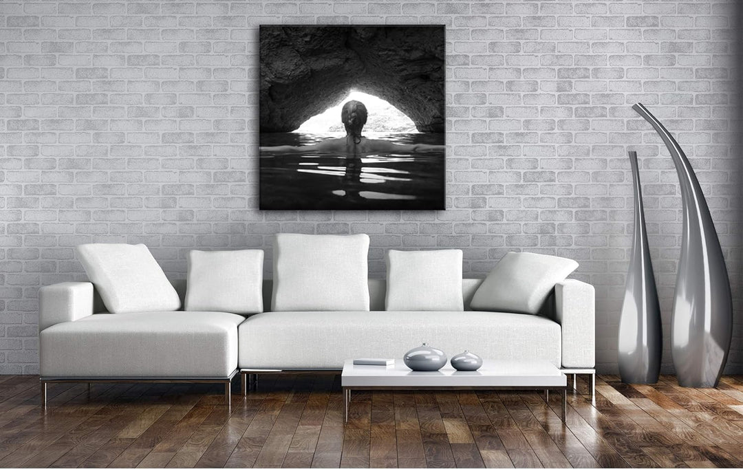 deyoli erotische Frau in Einer Grotte Format: 70x70 Effekt: Schwarz&Weiss als Leinwandbild, Motiv au