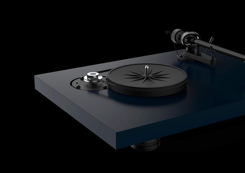 Pro-Ject Debut Carbon EVO, Audiophiler Plattenspieler mit Carbon Tonarm, elektronischer Geschwindigk