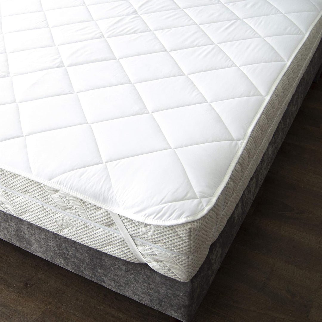 Matratzenauflage Matratzenschoner Topper mit 4 Eckgummis aus Mikrofaser (180 x 200 cm), 180 x 200 cm