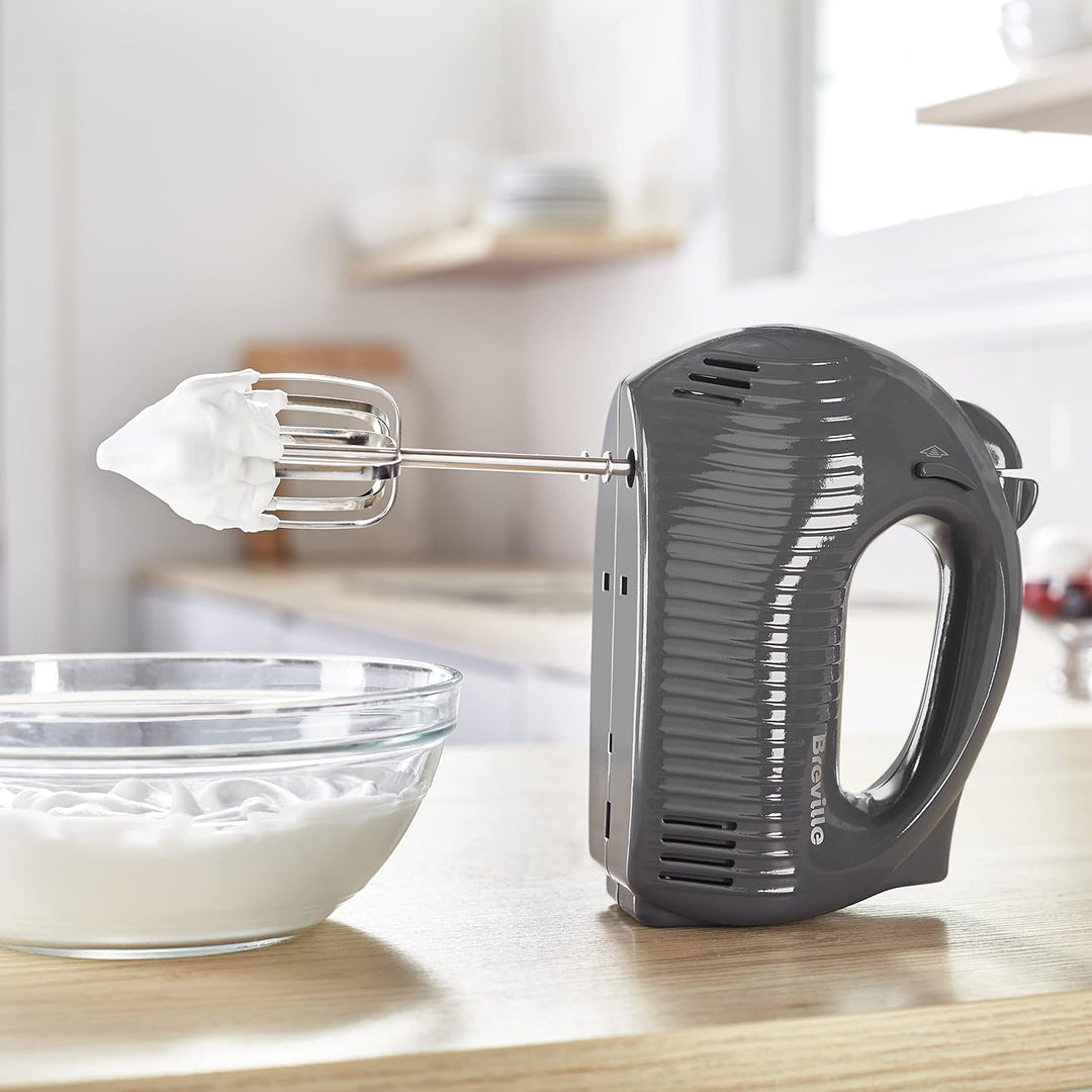 Breville Flow Elektrischer Handmixer | 5 Geschwindigkeiten plus Boost | mit Schlägeln & Knethaken |