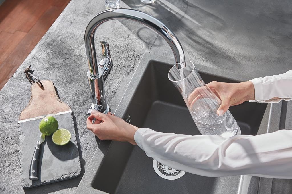 GROHE Blue Pure BauCurve - Einhand-Spültischbatterie mit Filterfunktion (Schwenkbereich 150°, Einloc