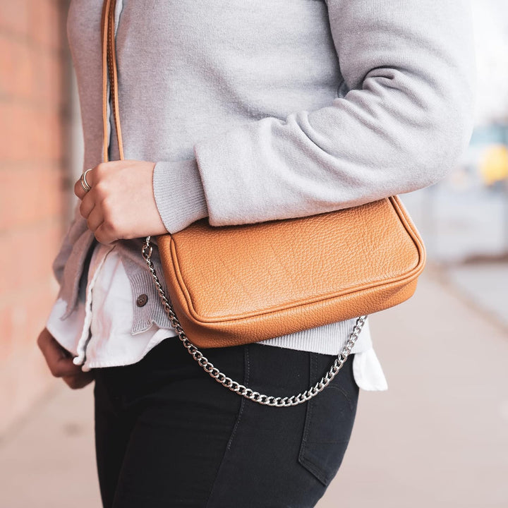modamoda de - T237 - Umhängetasche Klein Small aus ital. Leder Cognac, Cognac