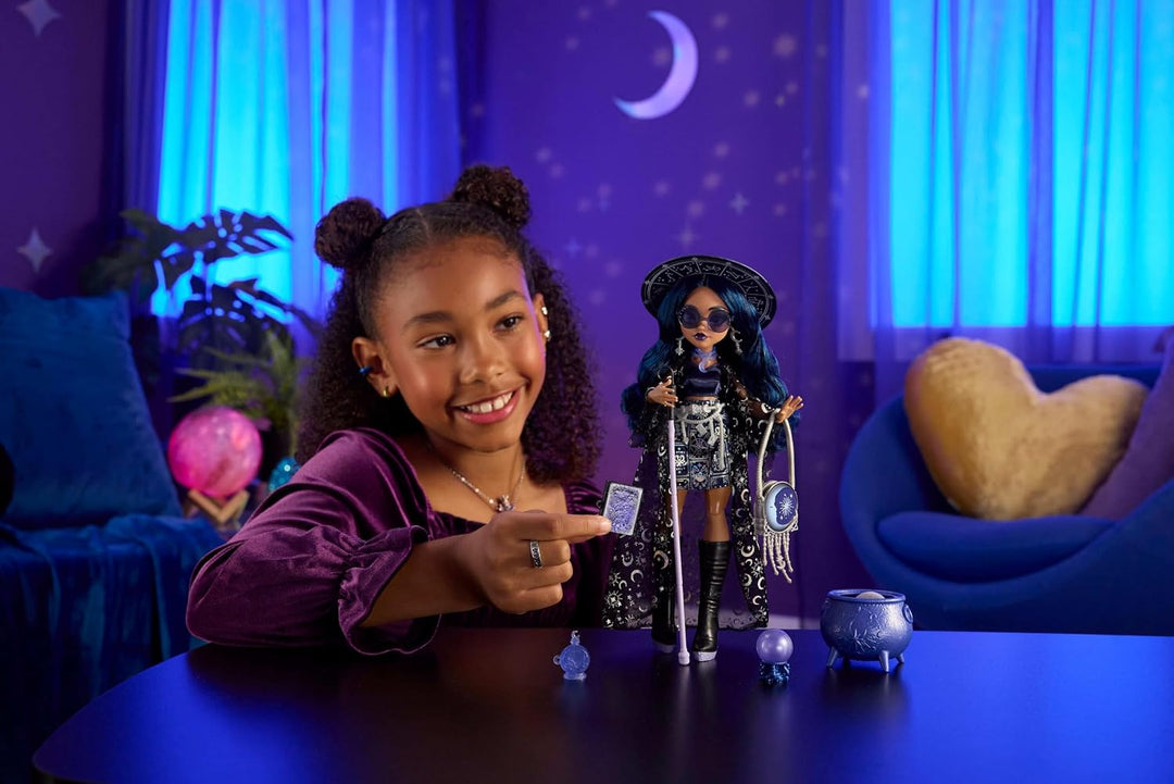 Monster High Puppe, Moonspell Magic by Wahrsager-Hexe Claire De Luna mit Überraschung im Kessel und