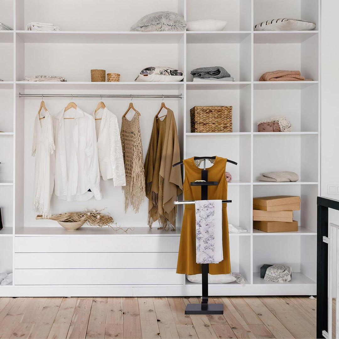 Relaxdays Herrendiener, mit Ablage, Kleiderbutler für Jackett & Hose, HBT: 112x46x32 cm, Stummer Die