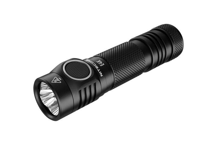 NITECORE E4K - 4400 Lumen, Akku über USB ladbar