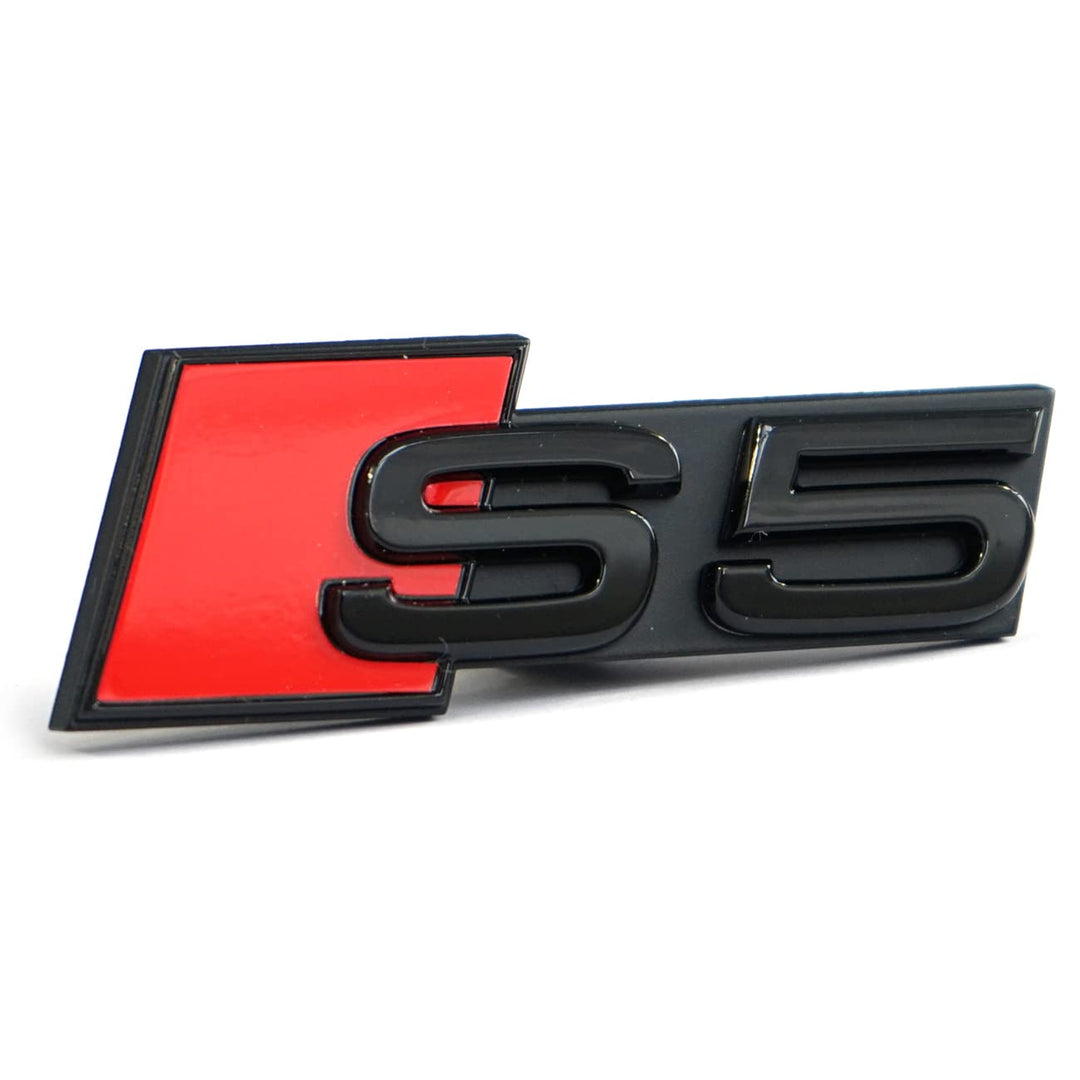 Audi 8W6071805 Schriftzug Clip S5 Schriftzug Tuning Kühlergrill Black Edition Emblem, schwarz/rot