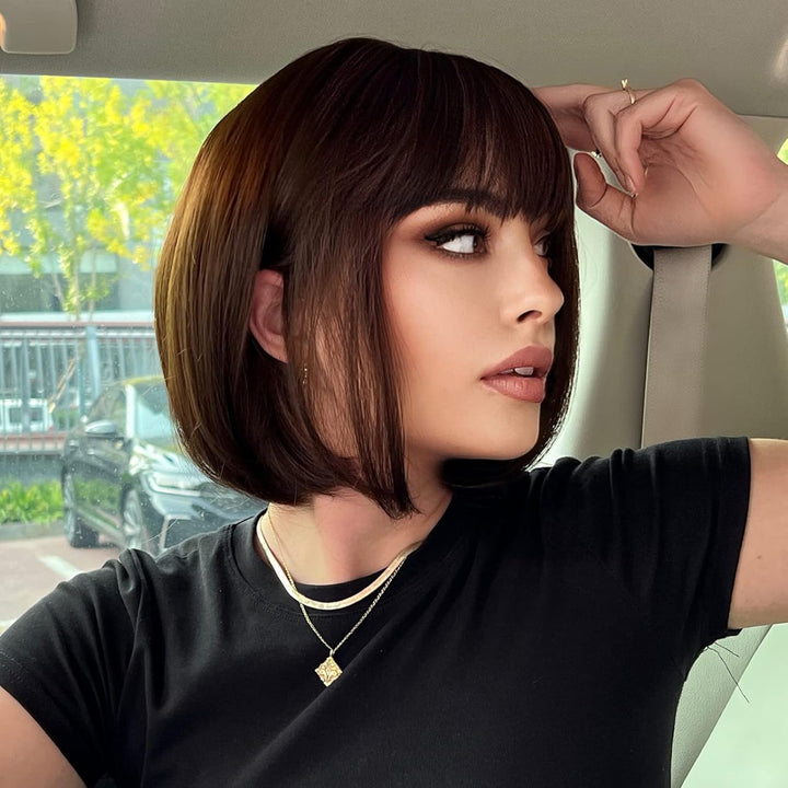 HAIRCUBE Gerade Kurze Charmante Bob mit Bangs Perücken für Frau Natur Hitzebeständige Synthetische F