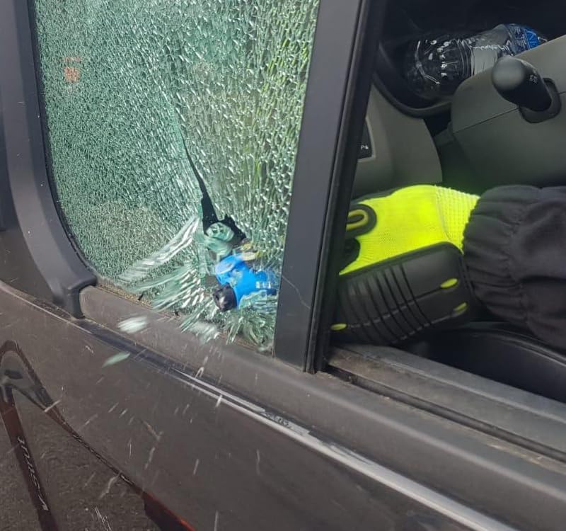 resqme Auto-Sicherheits-Schlüsselanhänger, Fensterbrecher und Sicherheitsgurtschneider, Nothammer, 6