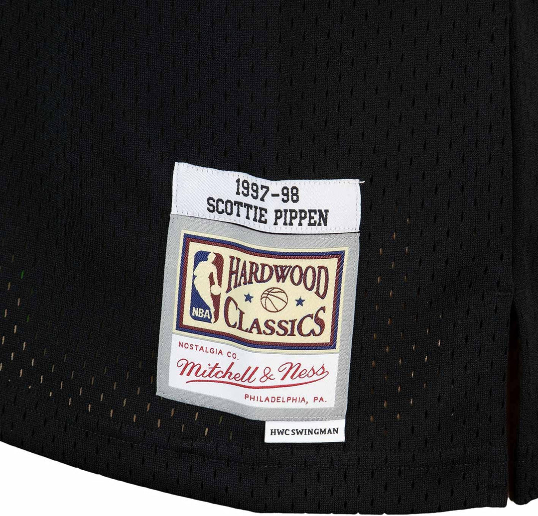 Mitchell & Ness Swingman Scottie Pippen Chicago Bulls 97/98 Trikot M Schwarz, M Schwarz