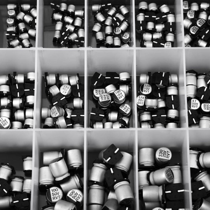 24 Value 400Pcs Elektrolytkondensator-Sortiment-Box-Kit, SMD-Aluminium-Elektrolytkondensator-Sortime