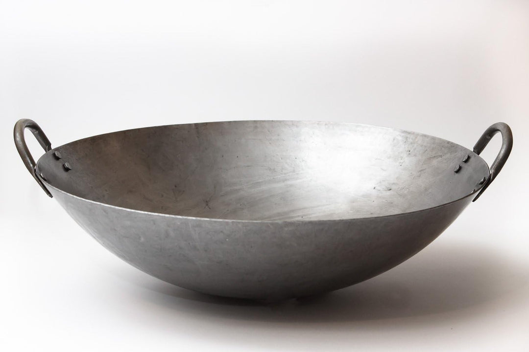 Craft Wok Grosser, schwerer, handgefertigter Wok aus Carbonstahl im Kanton-Stil, 40 cm (Rundboden) /