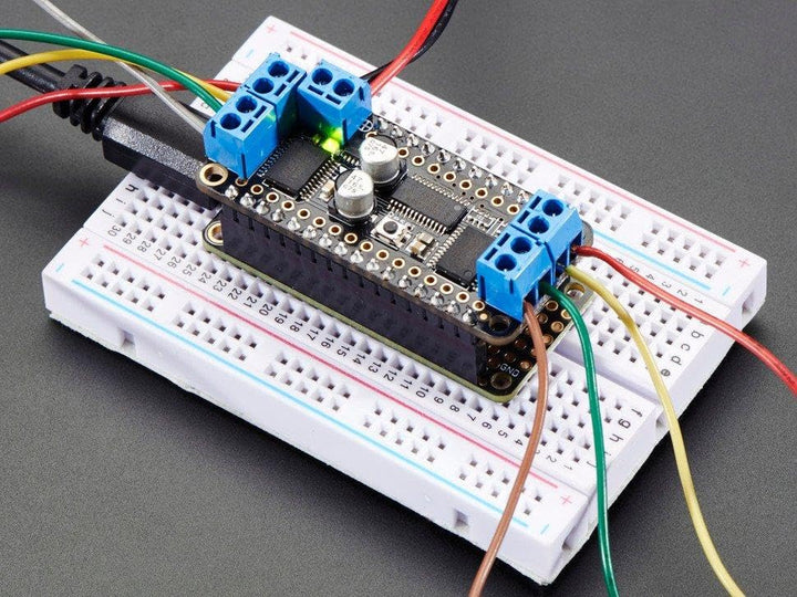 Adafruit DC Motor + Stepper FeatherWing Add-on For All Feather Boards [ADA2927]