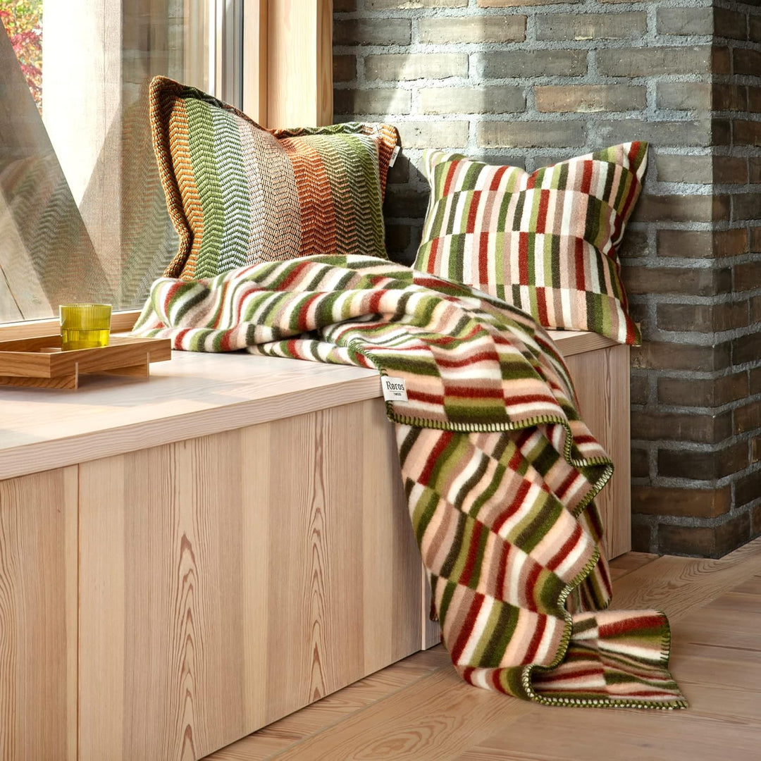 RØROS TWEED - Ida - Wolldecke aus norwegischer Lammwolle - Design von Anderssen & Voll - Deckenmasse