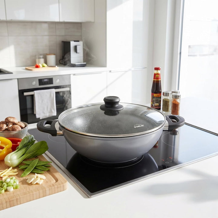 Stoneline Wok 32 cm, mit Deckel, Aluguss, Wok Pfanne beschichtet mit echten Steinpartikeln, grau, oh