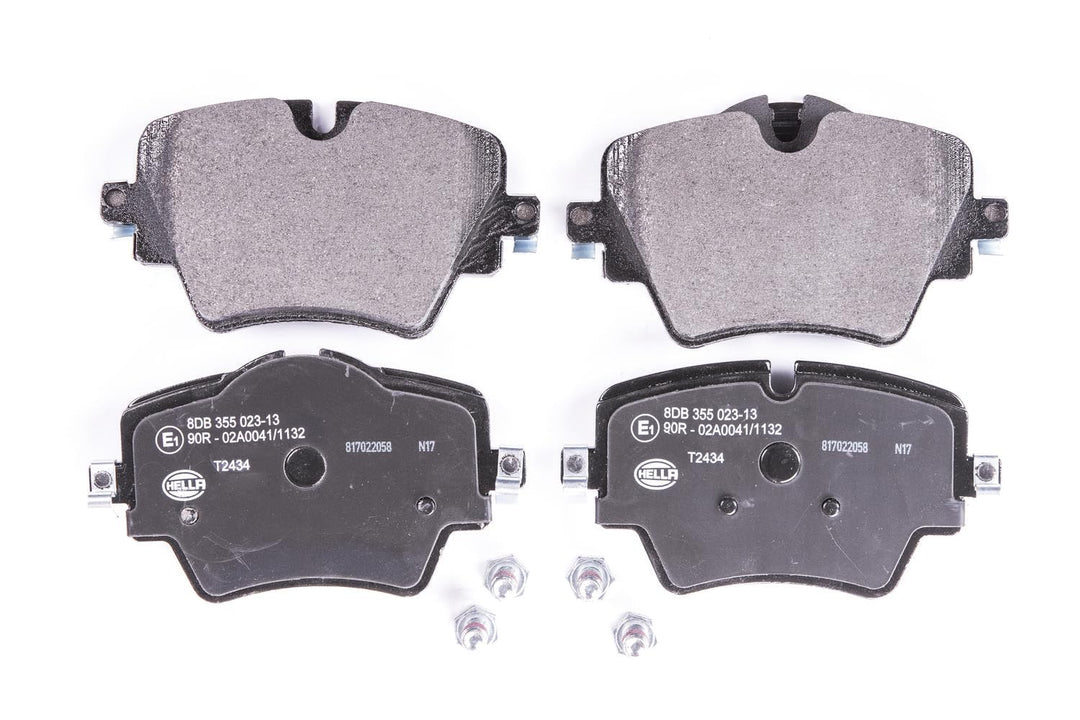 HELLA PAGID 8DB 355 023-131 Bremsbelagsatz - T2434 - Dicke/Stärke: 18.6mm - Bremssystem: Lucas - für